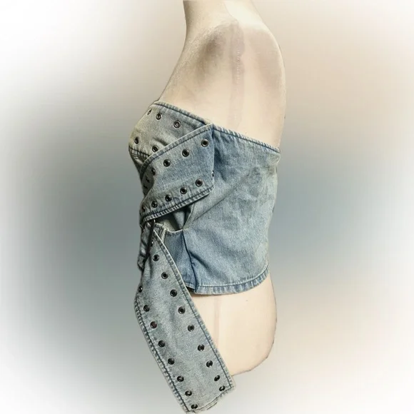 NWT Fashion Nova SZ XS blue denim strapless top w/belt accents/rear zip/bust 28” - Picture 5 of 12